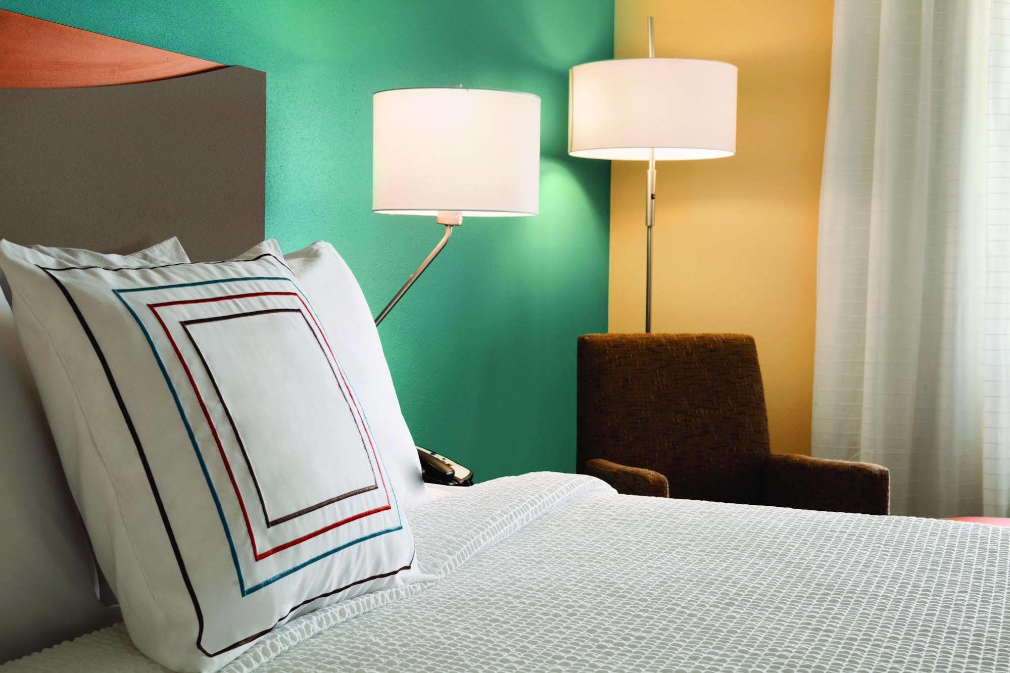 Fairfield Inn & Suites Спрингфийлд Екстериор снимка